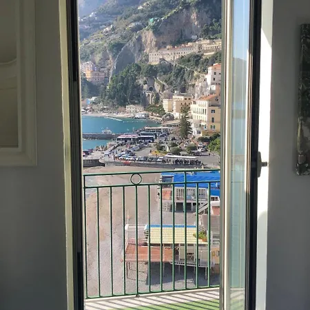 Casa La Voce Del Mare بيت للعطل أمالفي